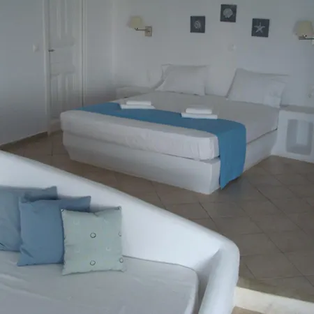 Отель Solaris Folegandros Town